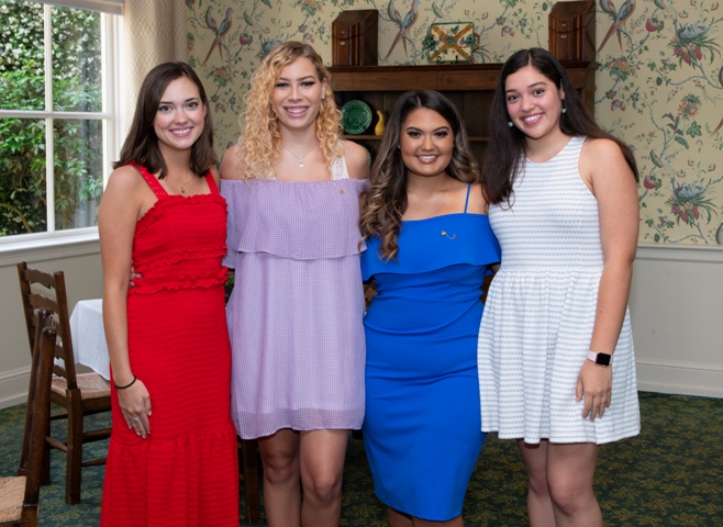 Olivia Brady, Kara Gordon, Jordan Mount, Lauren Garcia