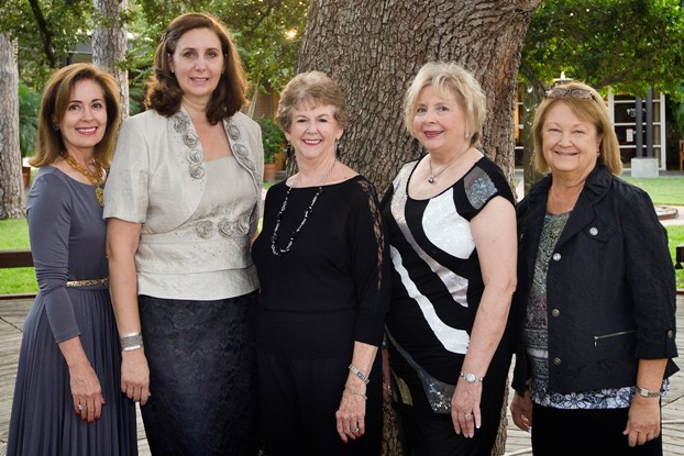 Pam Jarrett, Terry Hebert, Sharon Shelton-Pease, Lorie Coffelt, Polly Kent, Jordan Scheiner Photography Chairs