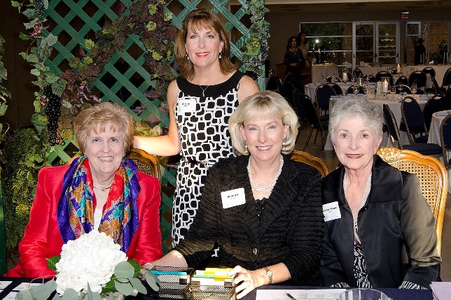 Marian Schreiber, Melanie Frank, Grace Anne Baker, (standing) Susan Banks, Jordan Scheiner Photography Reception