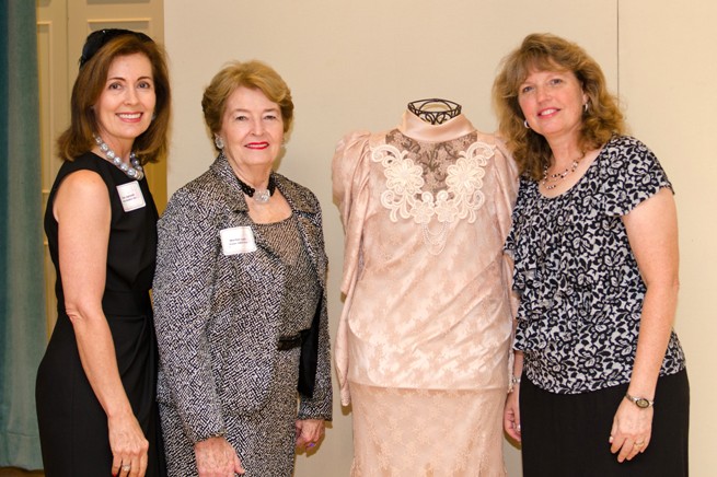 Pam Jarrett, Marilyn Lynch, Deb Stutsman at Houston Alumnae Panhellenic Luncheon rif